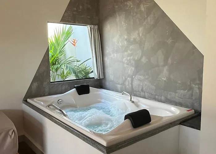 Quattuor Cabanas. Privacidade E Conforto Com Hidromassagem São Miguel do Gostoso